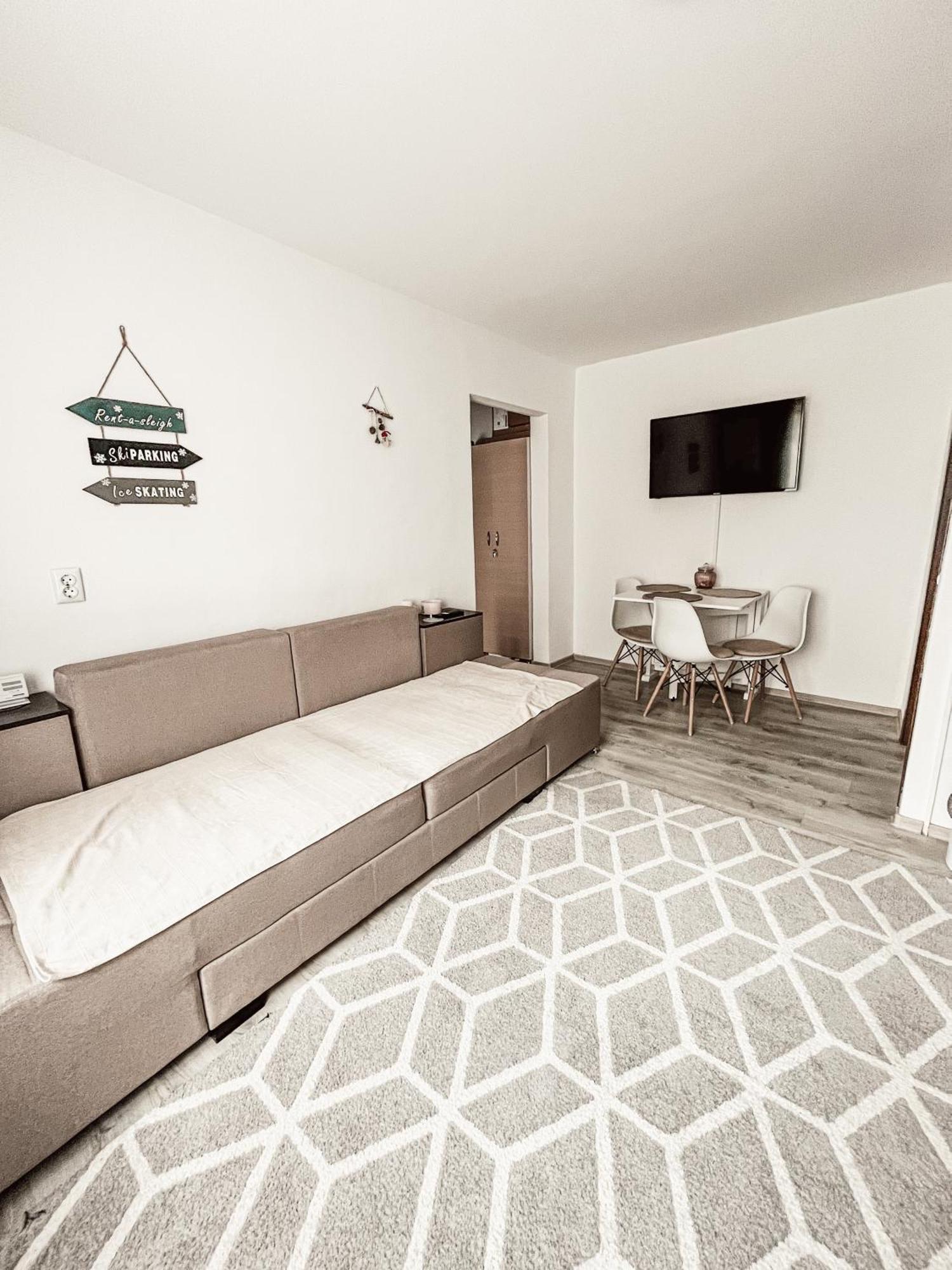 Apartament One Divine - Zărneşti Kültér fotó