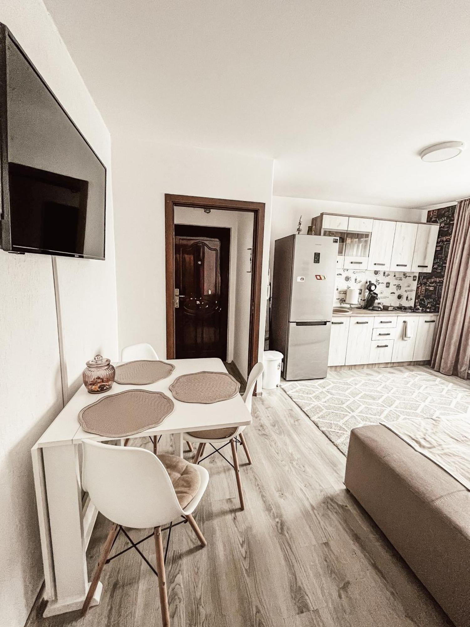 Apartament One Divine - Zărneşti Kültér fotó